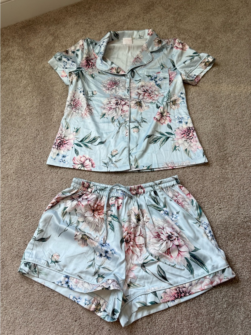 Le Rose | Satin Floral Pajama Set | Women’s XS